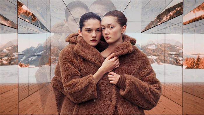 Women's Fur Coat Theme Color Trend